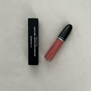 Brand new, never used M·A·C Retro Matte Liquid Lipcolour